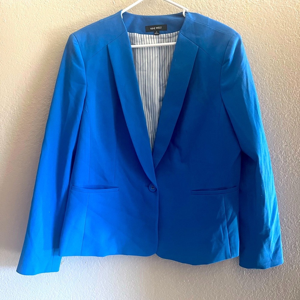 Nine West Blue Crepe Blazer, Size 16